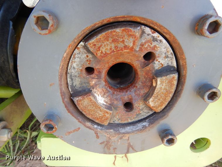 image for item GN9804 2013 Claas 380 pickup head