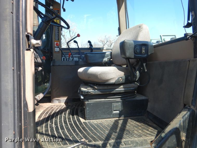 image for item GO9072 1994 John Deere 8770 4WD tractor