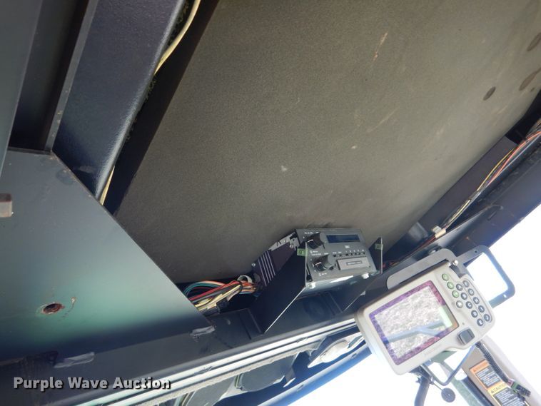 image for item GO9072 1994 John Deere 8770 4WD tractor