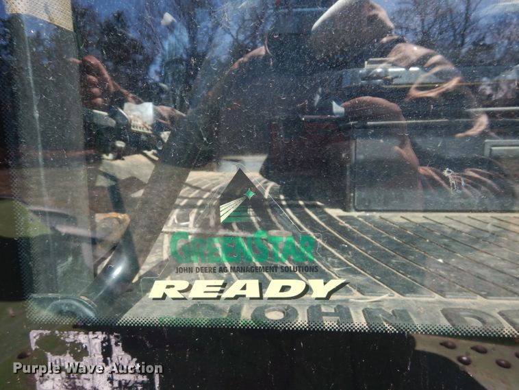 image for item GO9072 1994 John Deere 8770 4WD tractor