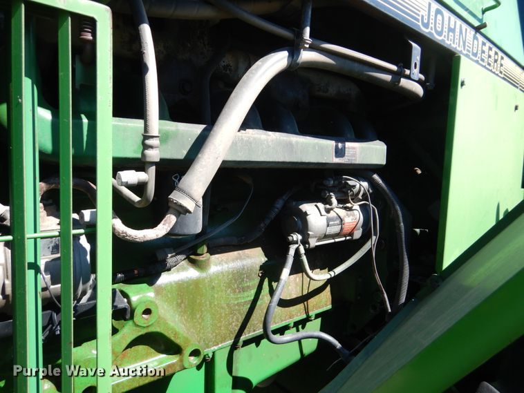 image for item GO9072 1994 John Deere 8770 4WD tractor