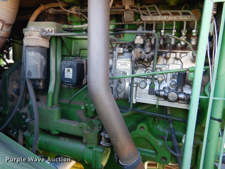 image for item GO9072 1994 John Deere 8770 4WD tractor