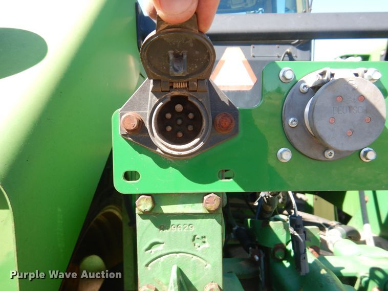 image for item GO9072 1994 John Deere 8770 4WD tractor