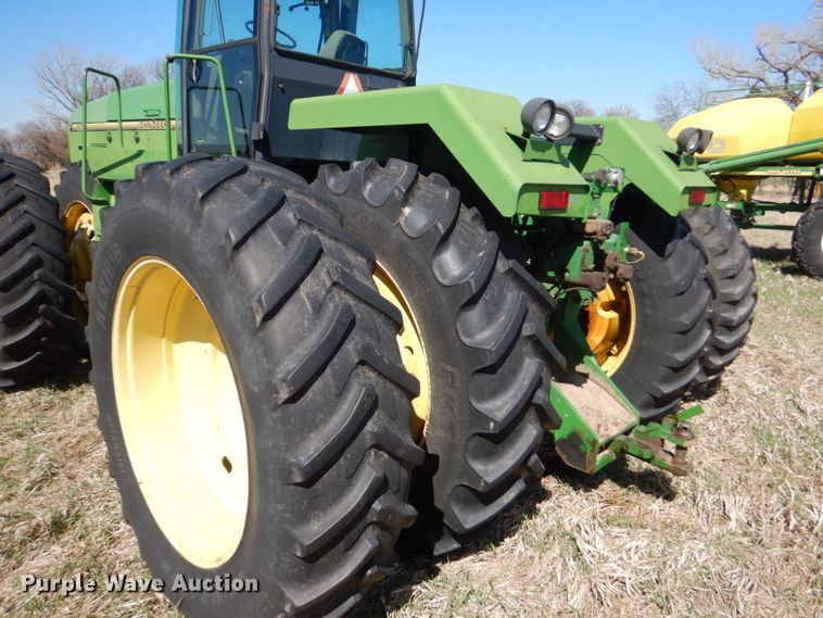 image for item GO9072 1994 John Deere 8770 4WD tractor
