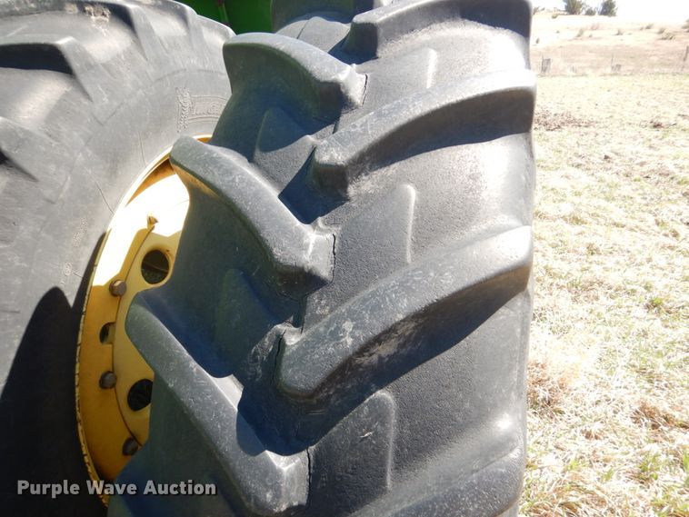 image for item GO9072 1994 John Deere 8770 4WD tractor