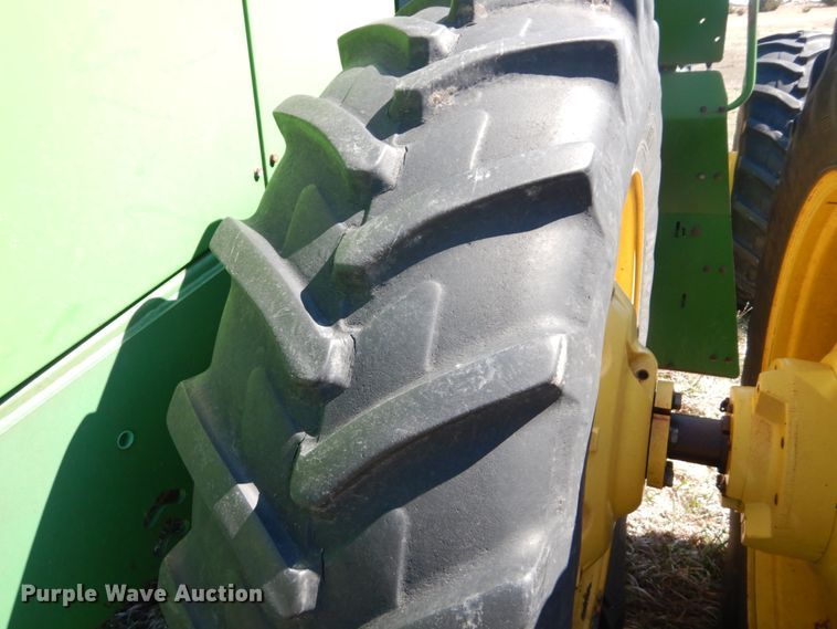 image for item GO9072 1994 John Deere 8770 4WD tractor