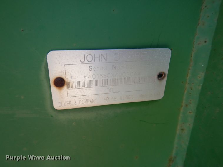 image for item GO9073 2001 John Deere 1860 no-till air seeder