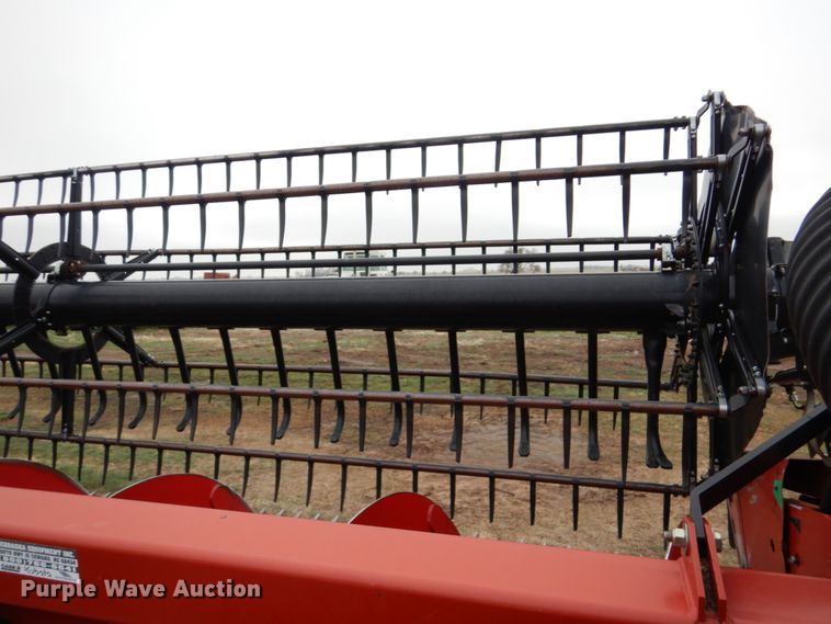 image for item GO9105 2009 Case IH 2020 flex head