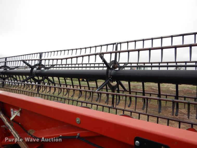 image for item GO9105 2009 Case IH 2020 flex head