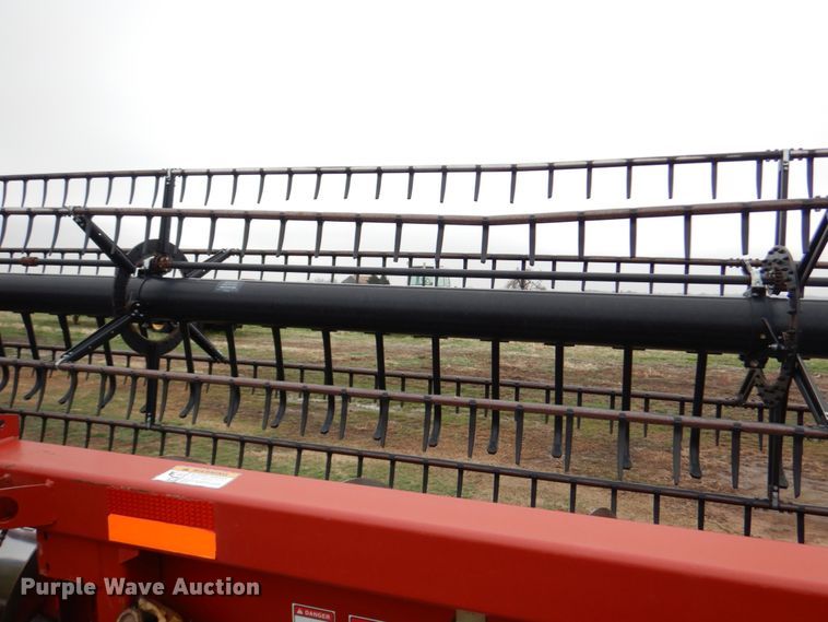 image for item GO9105 2009 Case IH 2020 flex head