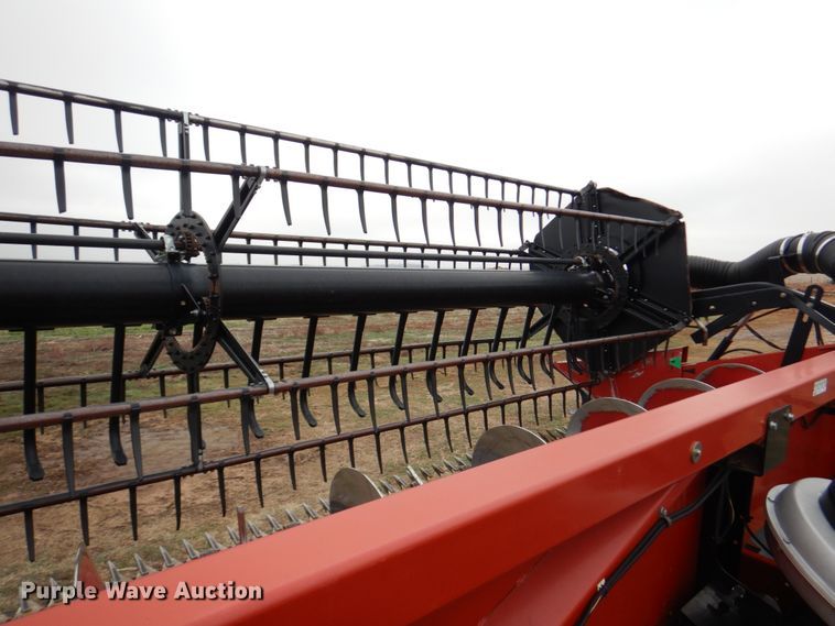 image for item GO9105 2009 Case IH 2020 flex head