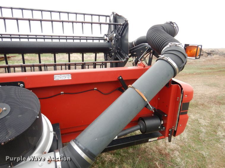 image for item GO9105 2009 Case IH 2020 flex head