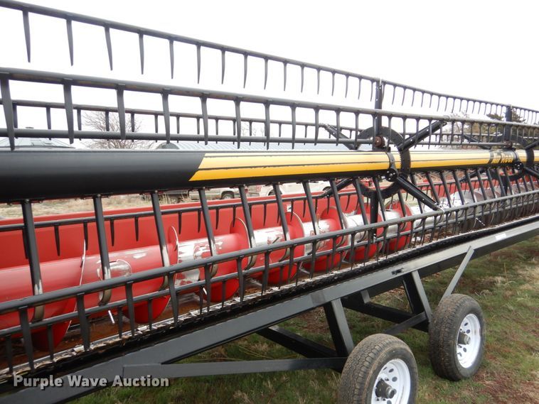 image for item GO9105 2009 Case IH 2020 flex head