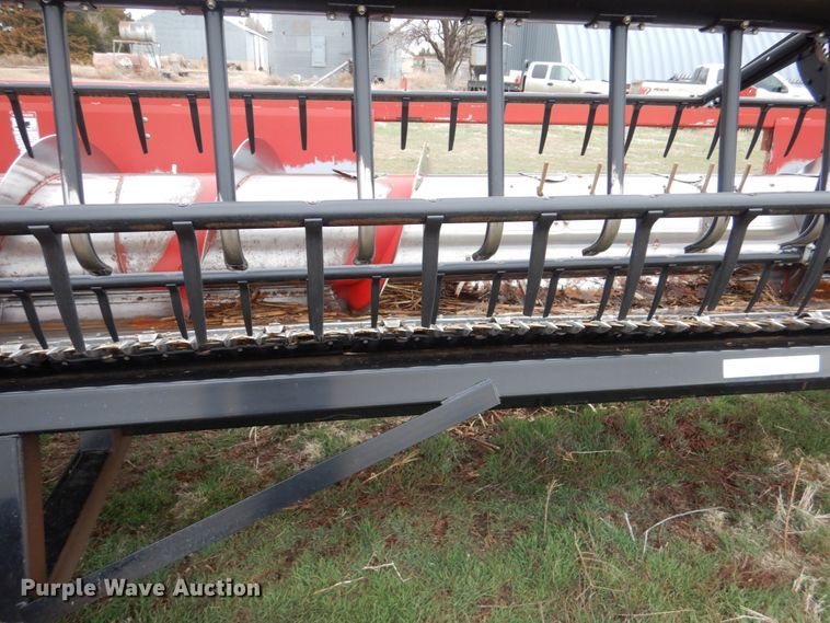 image for item GO9105 2009 Case IH 2020 flex head