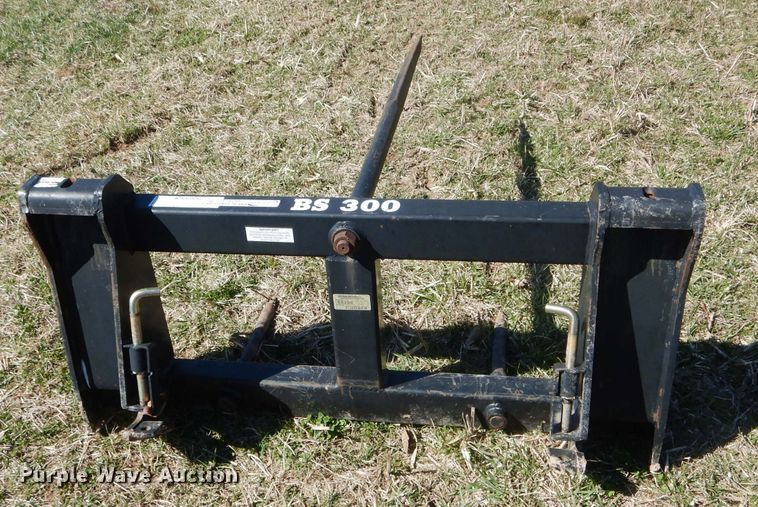 image for item GO9531 Bush Hog BS300 bale spear