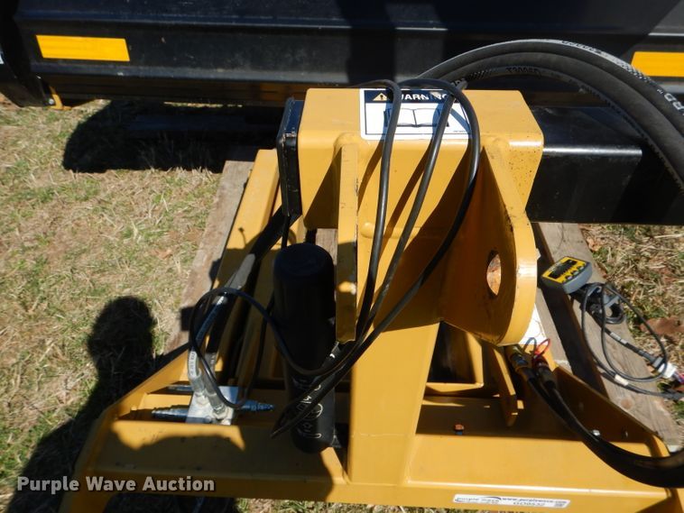 image for item GO9532 2018 Tube Line TL1000R bale wrapper