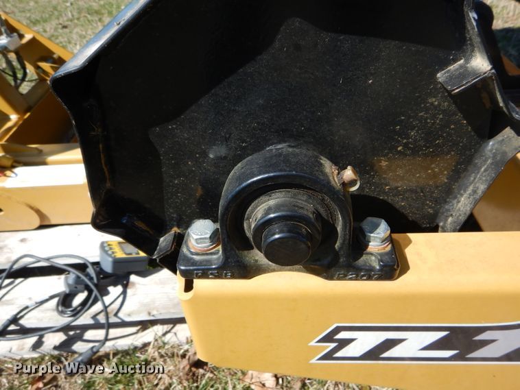 image for item GO9532 2018 Tube Line TL1000R bale wrapper