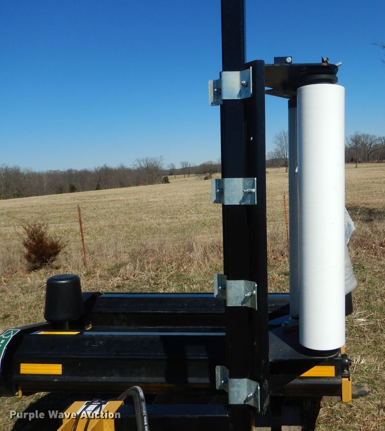 image for item GO9532 2018 Tube Line TL1000R bale wrapper