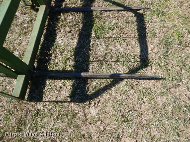 image for item GO9533 Armstrong bale forks