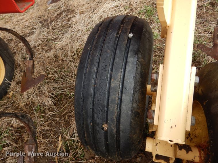 image for item GW9637 Krause TL6200-24 mulch finisher