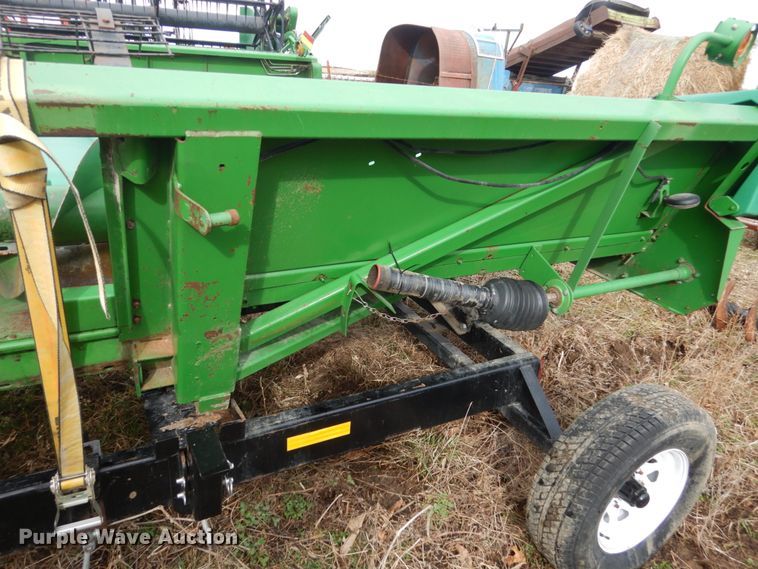 image for item GW9639 1997 John Deere 893 corn head