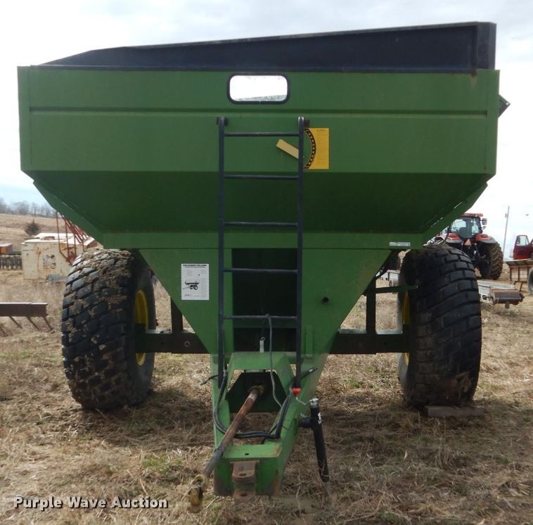 image for item GW9644 Brent 420 grain cart