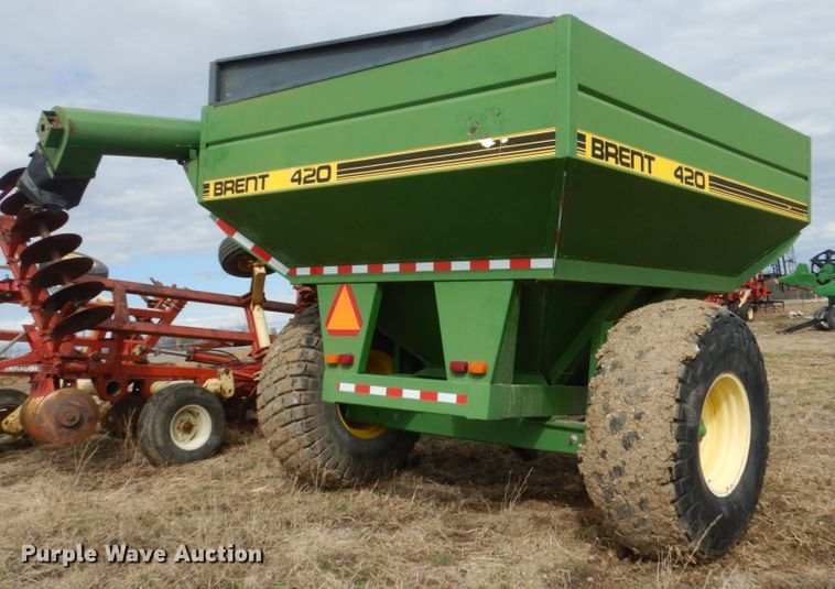 image for item GW9644 Brent 420 grain cart