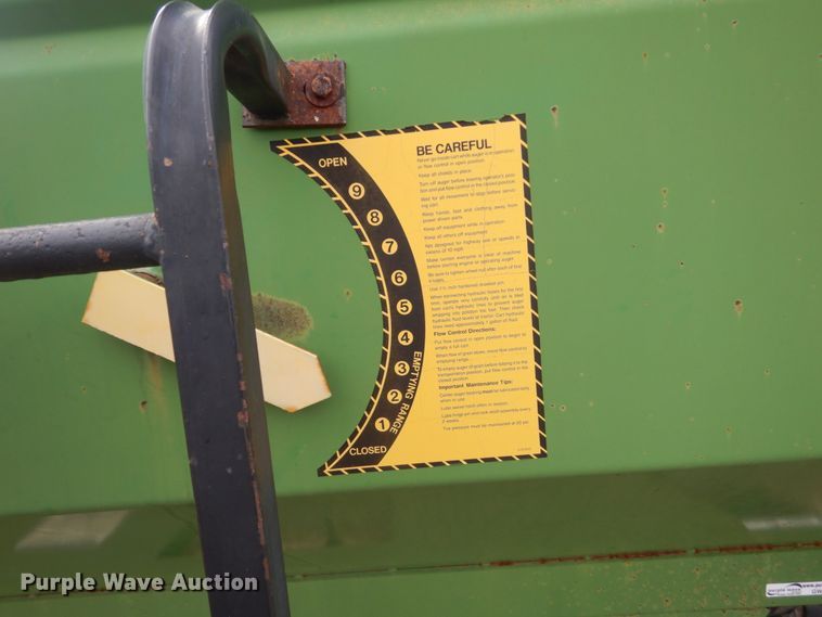 image for item GW9644 Brent 420 grain cart