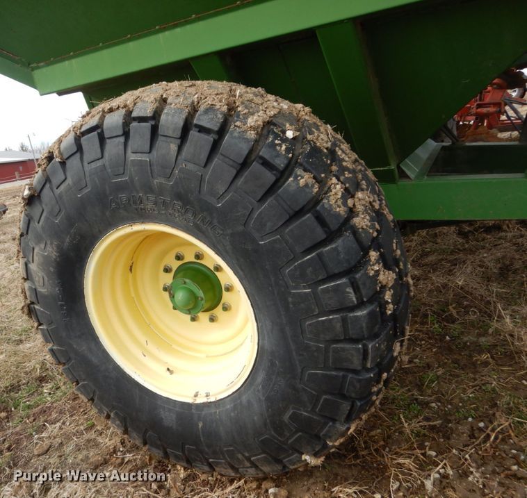 image for item GW9644 Brent 420 grain cart