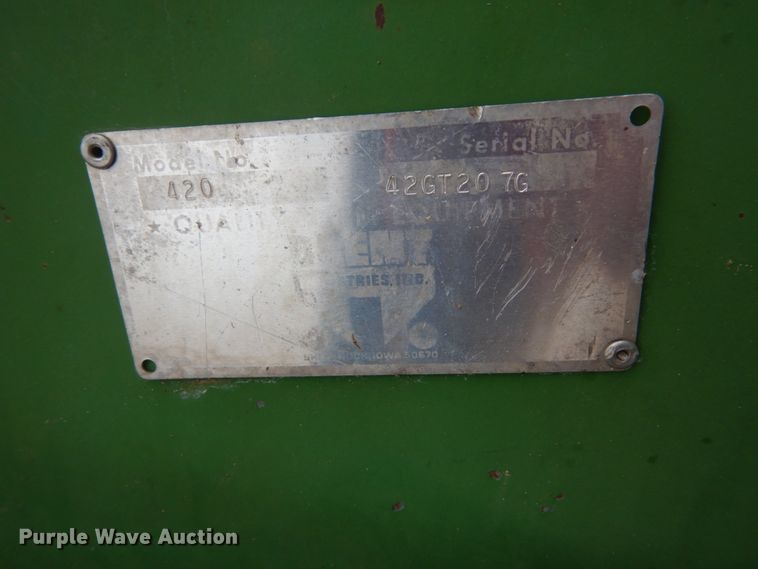 image for item GW9644 Brent 420 grain cart