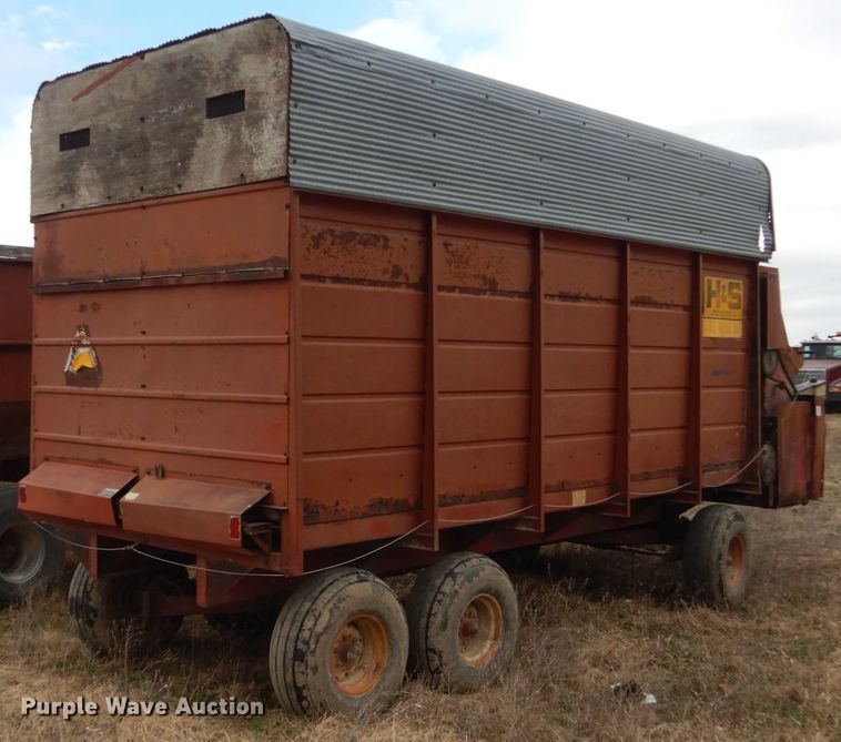 image for item GW9653 H&S 500 silage wagon
