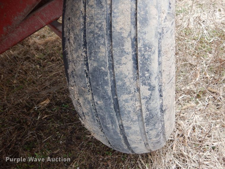 image for item GW9653 H&S 500 silage wagon
