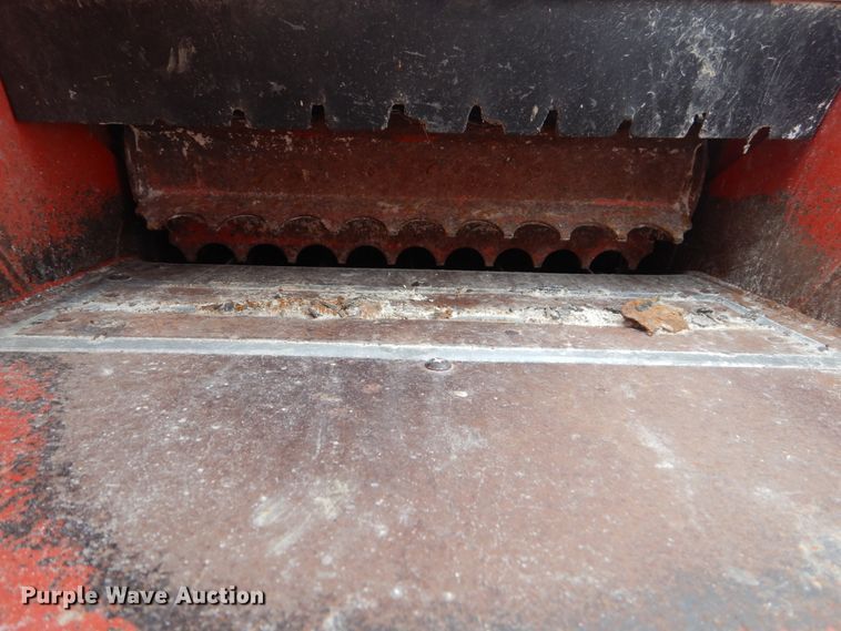 image for item GW9655 Gehl 100 feed mixer