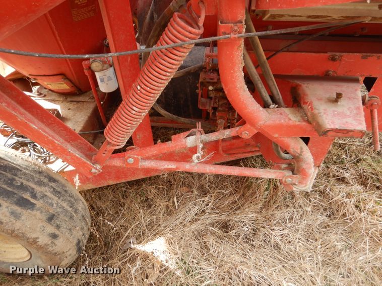 image for item GW9655 Gehl 100 feed mixer