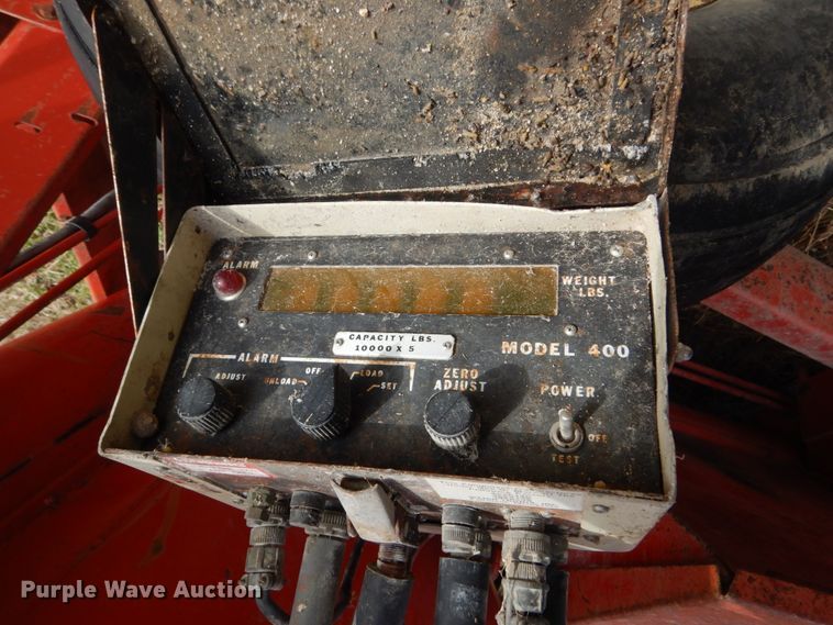 image for item GW9655 Gehl 100 feed mixer