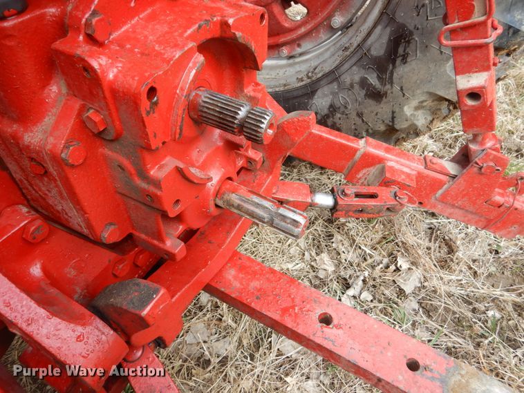 image for item GW9657 1978 International 1086 tractor