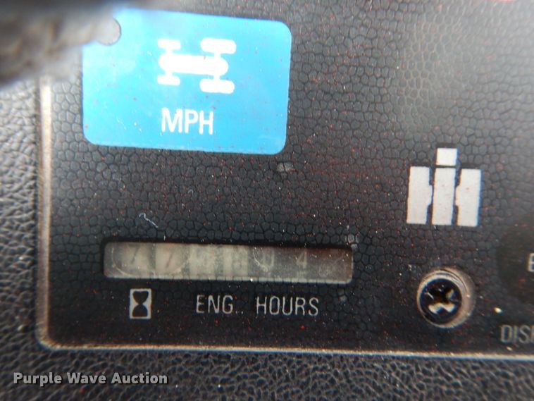 image for item GW9657 1978 International 1086 tractor