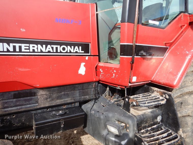 image for item GW9658 1988 Case IH 7130 MFWD tractor