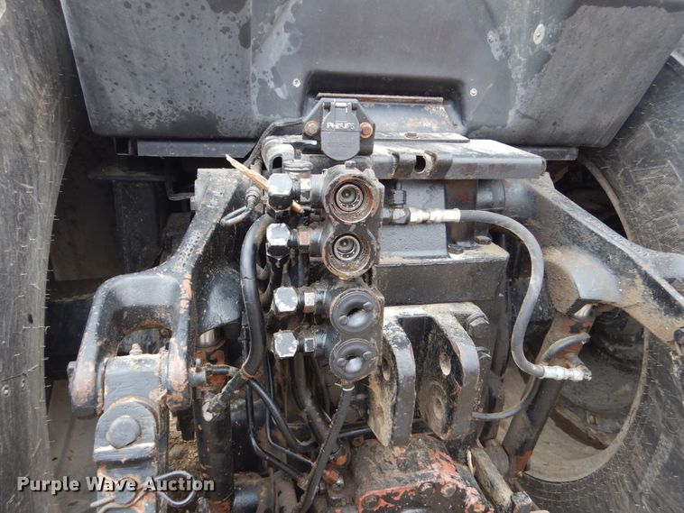 image for item GW9658 1988 Case IH 7130 MFWD tractor