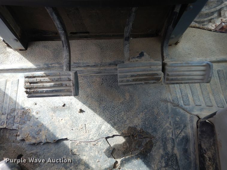 image for item GW9658 1988 Case IH 7130 MFWD tractor