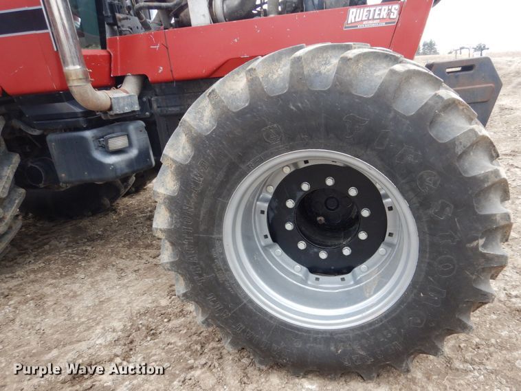 image for item GW9658 1988 Case IH 7130 MFWD tractor