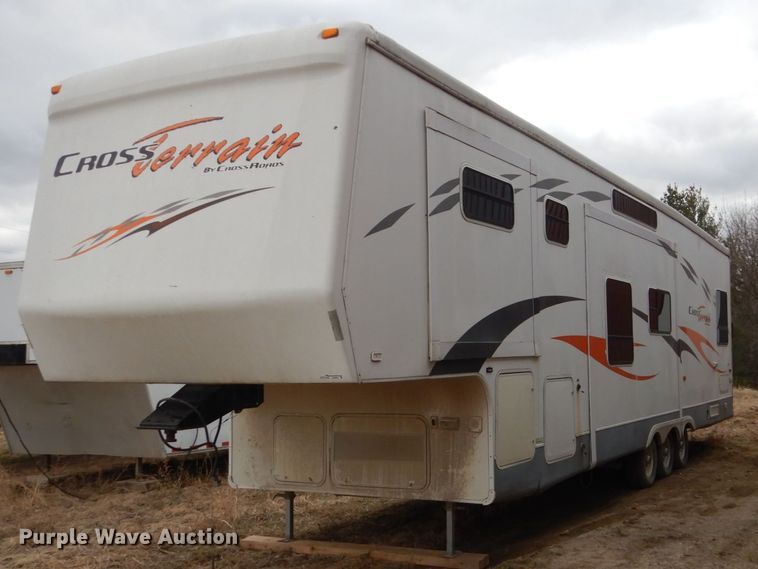 image for item GW9659 2005 Cross Roads Cross Terrain  camper