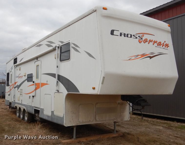 image for item GW9659 2005 Cross Roads Cross Terrain  camper