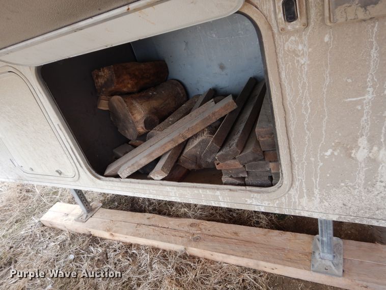 image for item GW9659 2005 Cross Roads Cross Terrain  camper