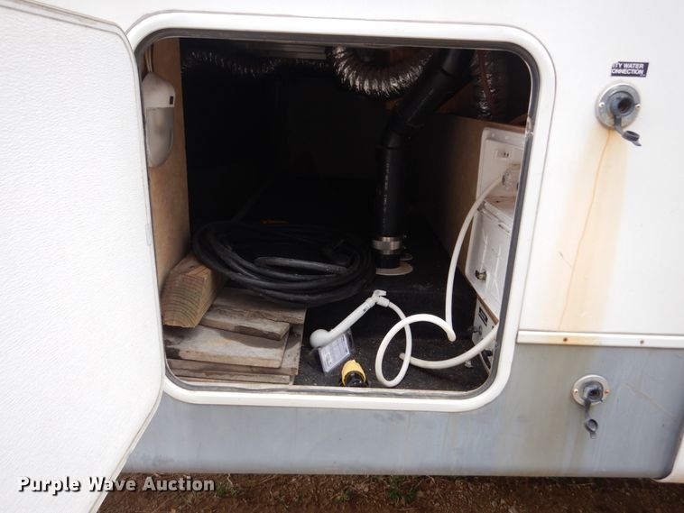 image for item GW9659 2005 Cross Roads Cross Terrain  camper