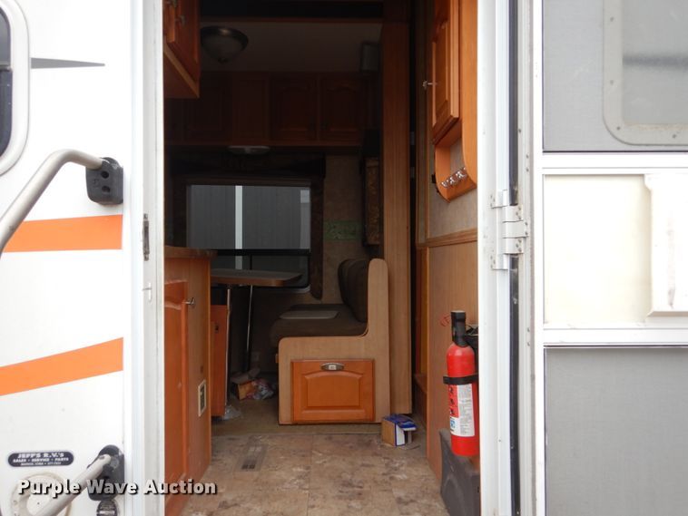 image for item GW9659 2005 Cross Roads Cross Terrain  camper