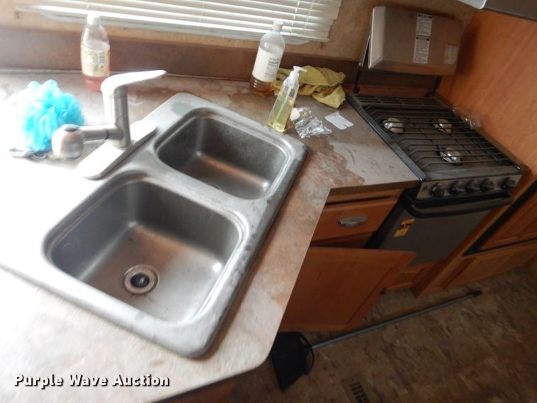 image for item GW9659 2005 Cross Roads Cross Terrain  camper