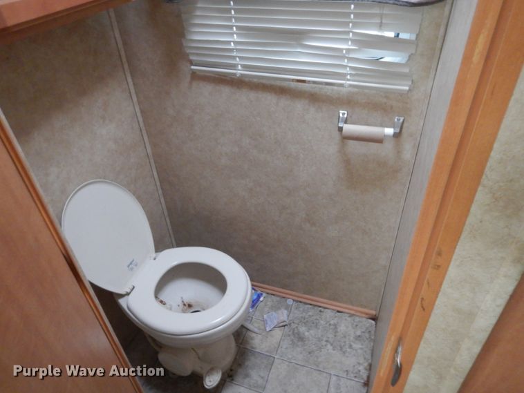 image for item GW9659 2005 Cross Roads Cross Terrain  camper