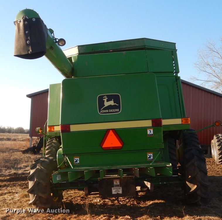 image for item GW9661 1995 John Deere 9600 RWA combine