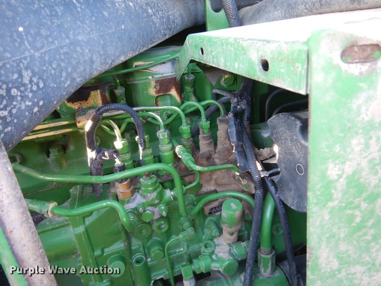image for item GW9661 1995 John Deere 9600 RWA combine